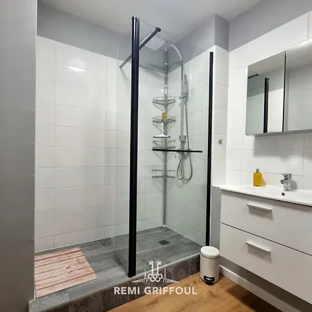 アパート The Center Terrace & Parking 4 Guests オンフルール