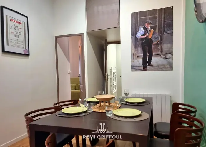 Apartamento The Center Terrace & Parking 4 Guests *